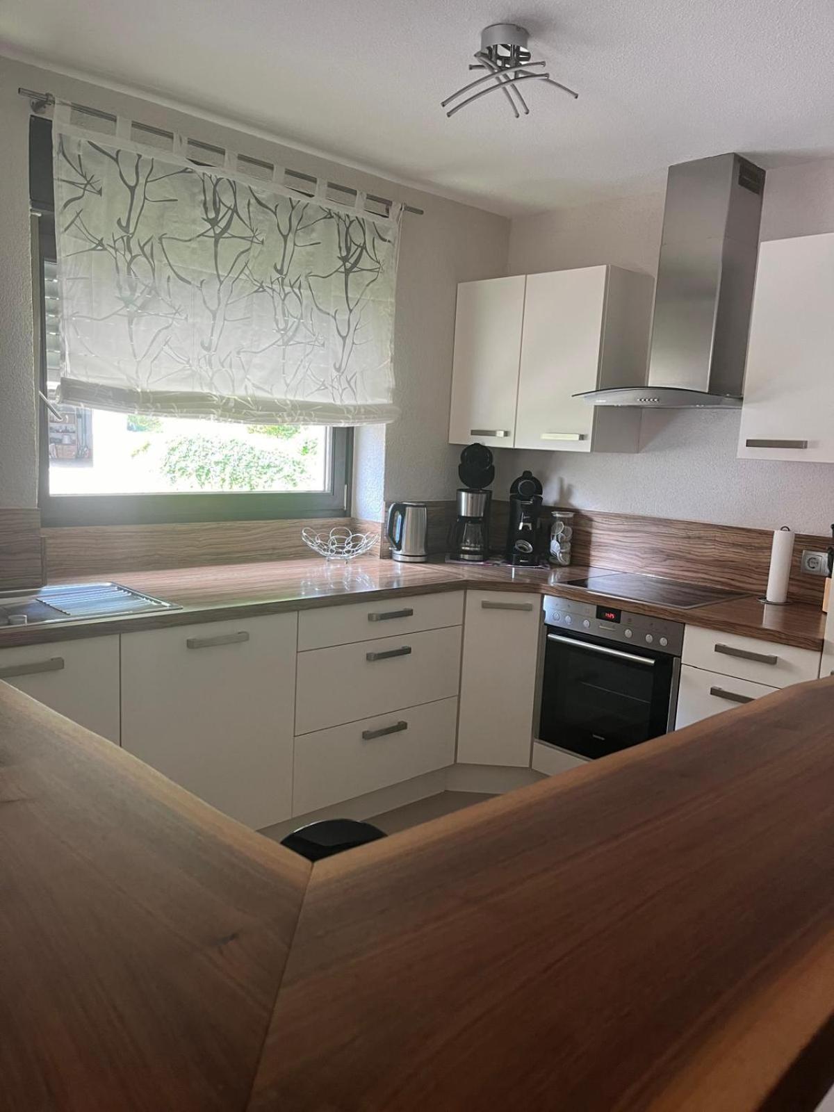 Moderne Ferienwohnung In Bester Lage! บัดแฮร์เรนอัลบ์ ภายนอก รูปภาพ